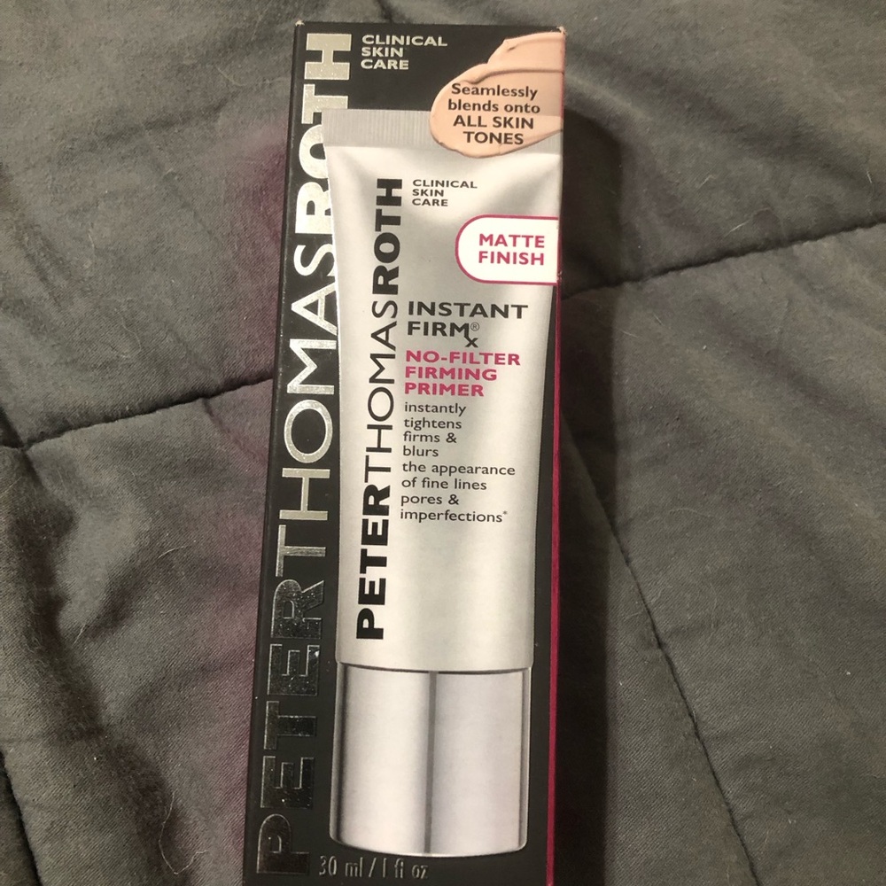 Brand new, never used, Peter Thomas Roth face primer. Brand new in the box.